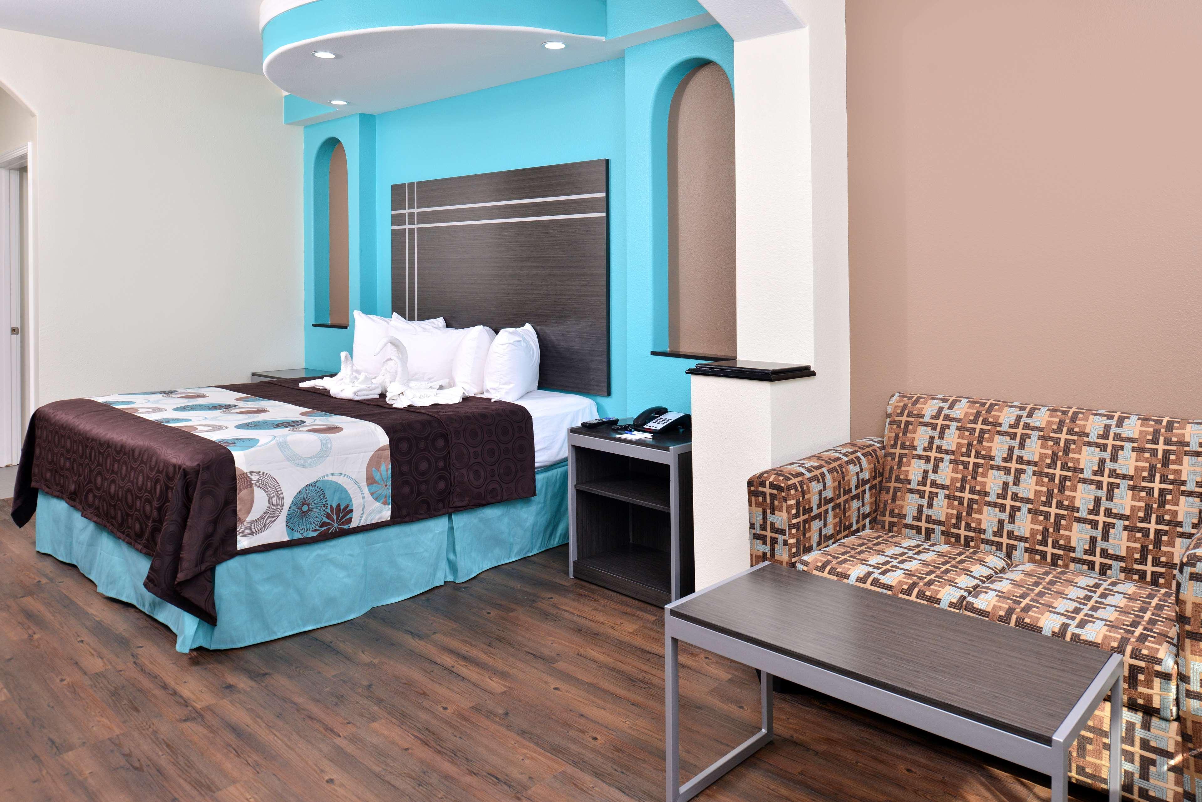 Mission Bend Americas Best Value Inn & Suites - Houston/Hwy 6 & Westpark מראה חיצוני תמונה
